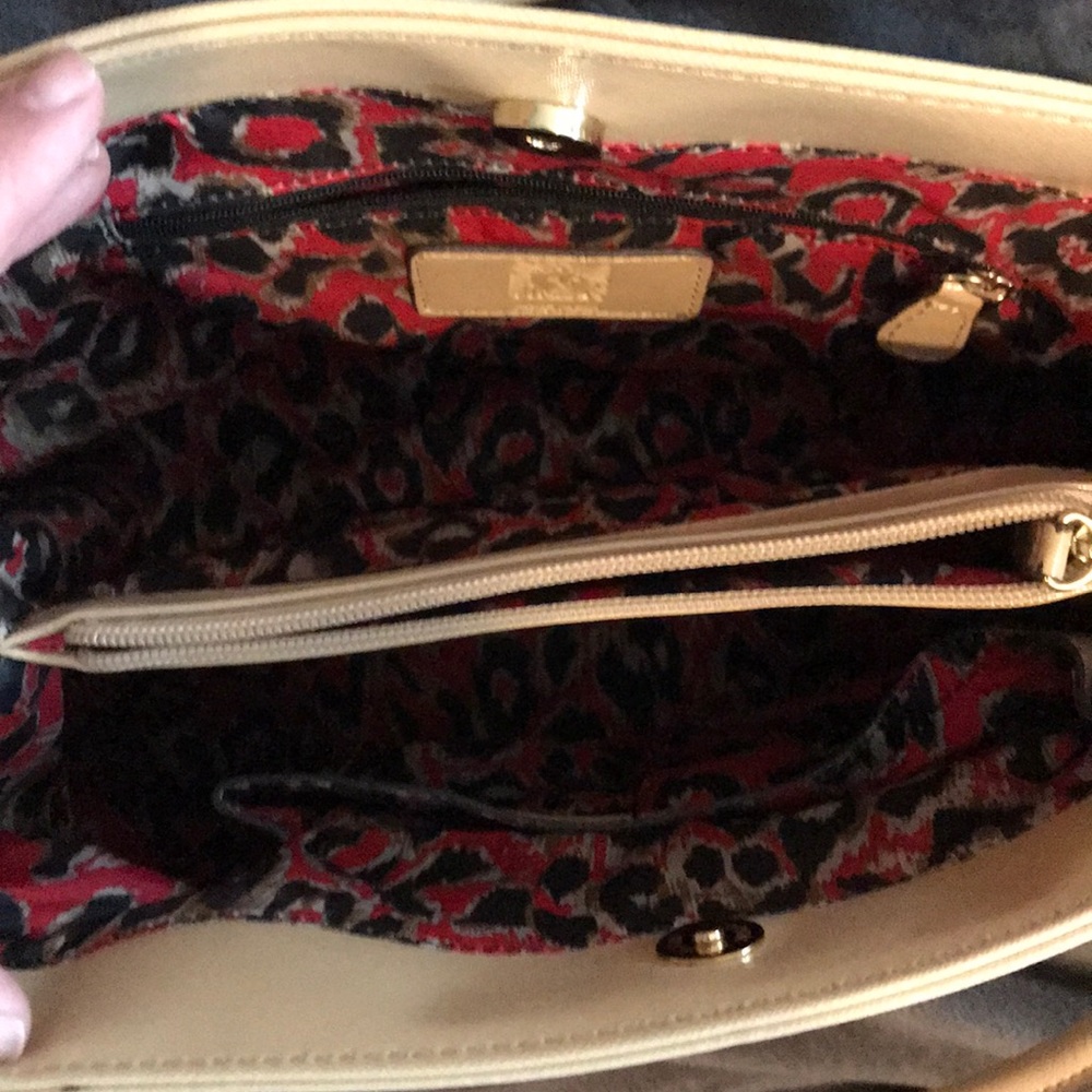 Tan Bag - Picture 4 of 5